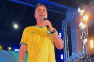 Fl&aacute;vio Bolsonaro