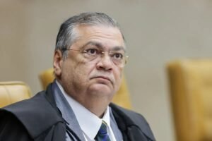 Fl&aacute;vio Dino