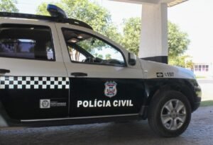 Viatura da Polícia Civil