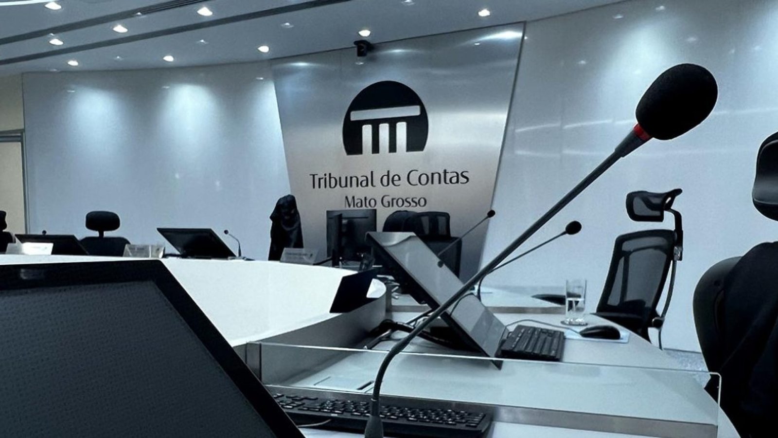 139454_al-pode-indicar-ate-4-dos-7-conselheiros-do-tce-13e2b57b.jpg.jpg