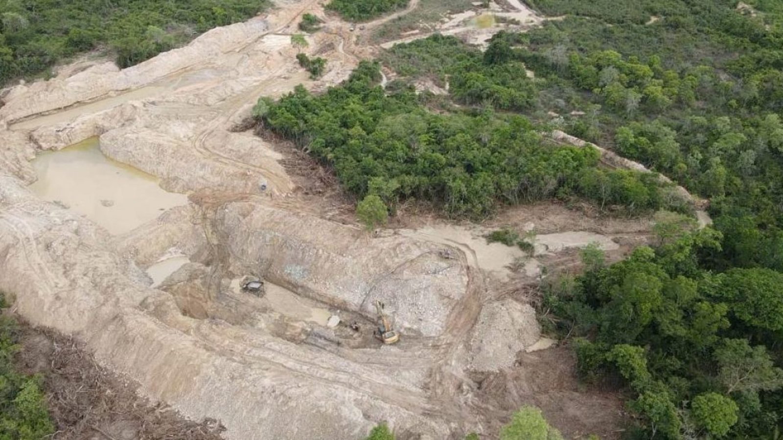 139517_batalhao-ambiental-flagra-garimpo-ilegal-em-area-de-preservacao-e-aplica-multa-de-rs-18-mil-8.jpeg