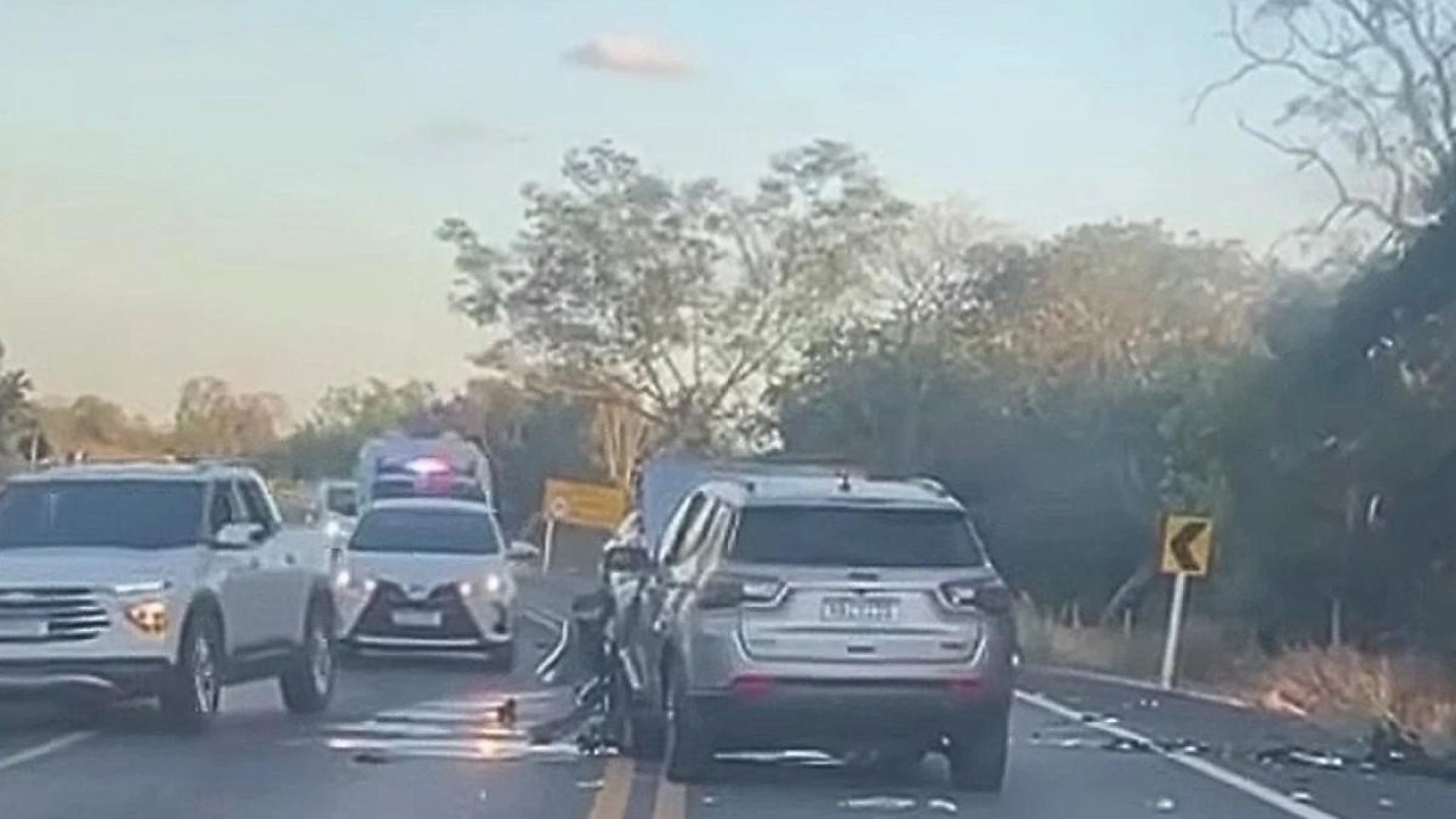 tr&ecirc;s mortos, acidente, MT-010, Ros&aacute;rio Oeste, Cuiab&aacute;