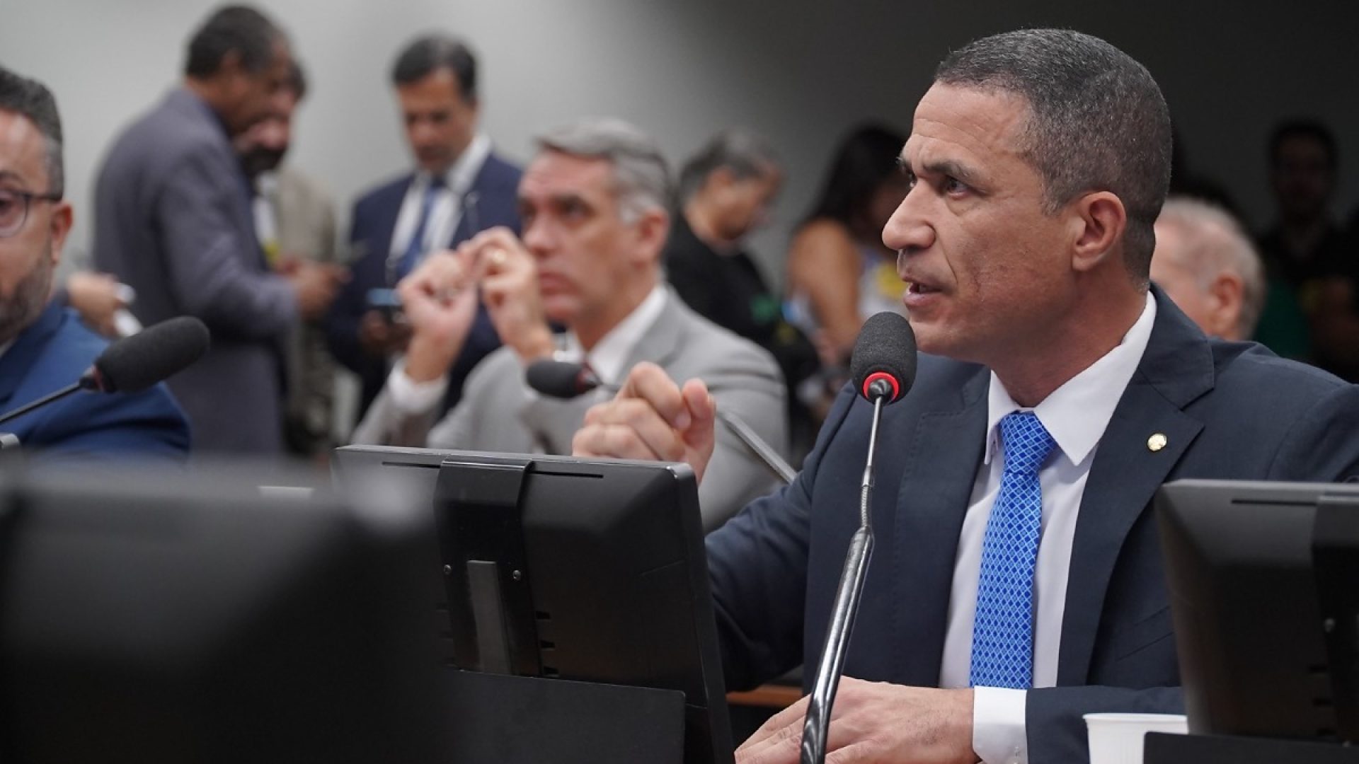 1fe808fe017a5e3abbb83866318b4e5d-reportermt-com.jpg