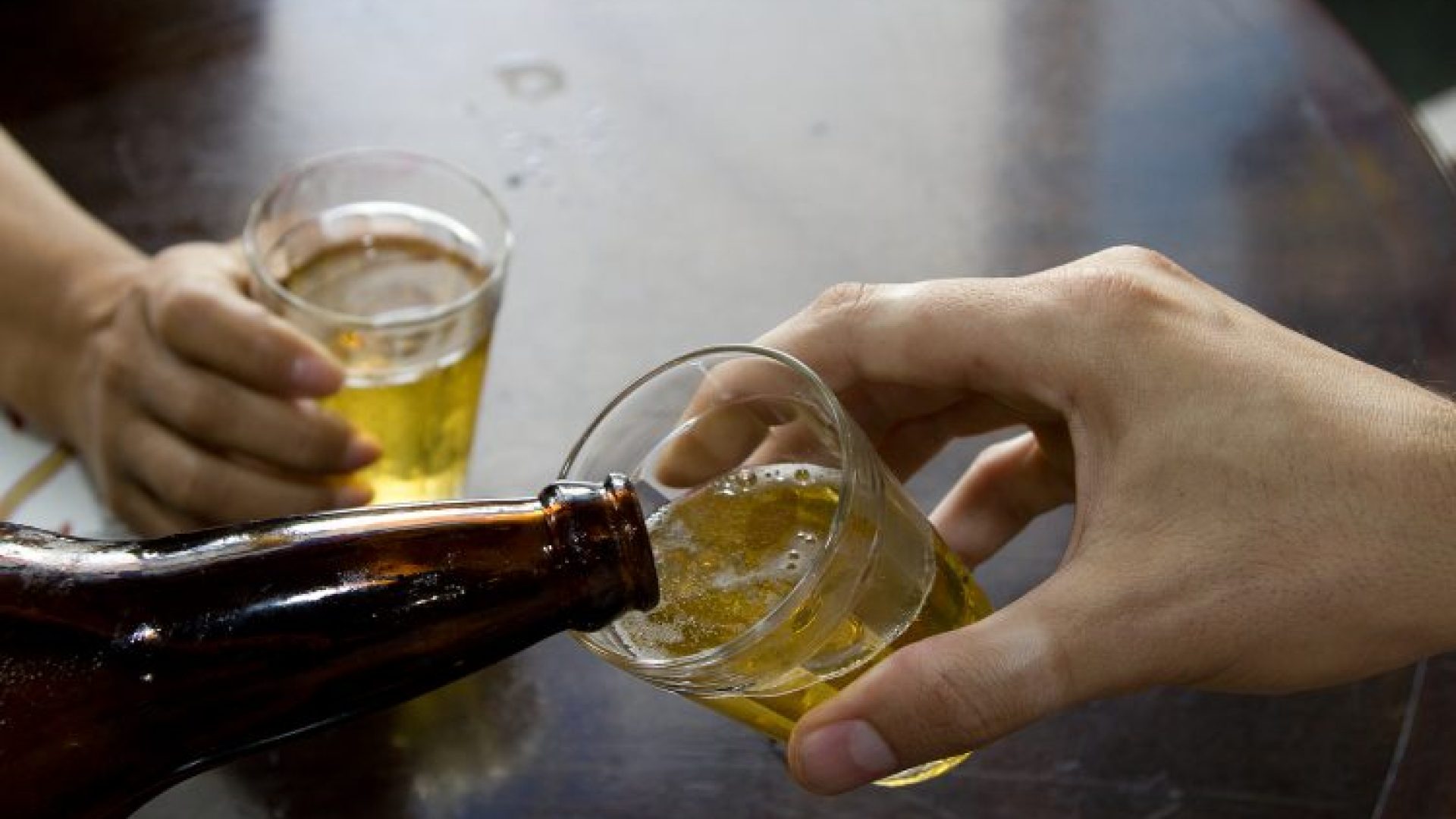 3166594713-bar-cerveja-bebida-alcoolica-usp-imagens-e1511519681834.jpg