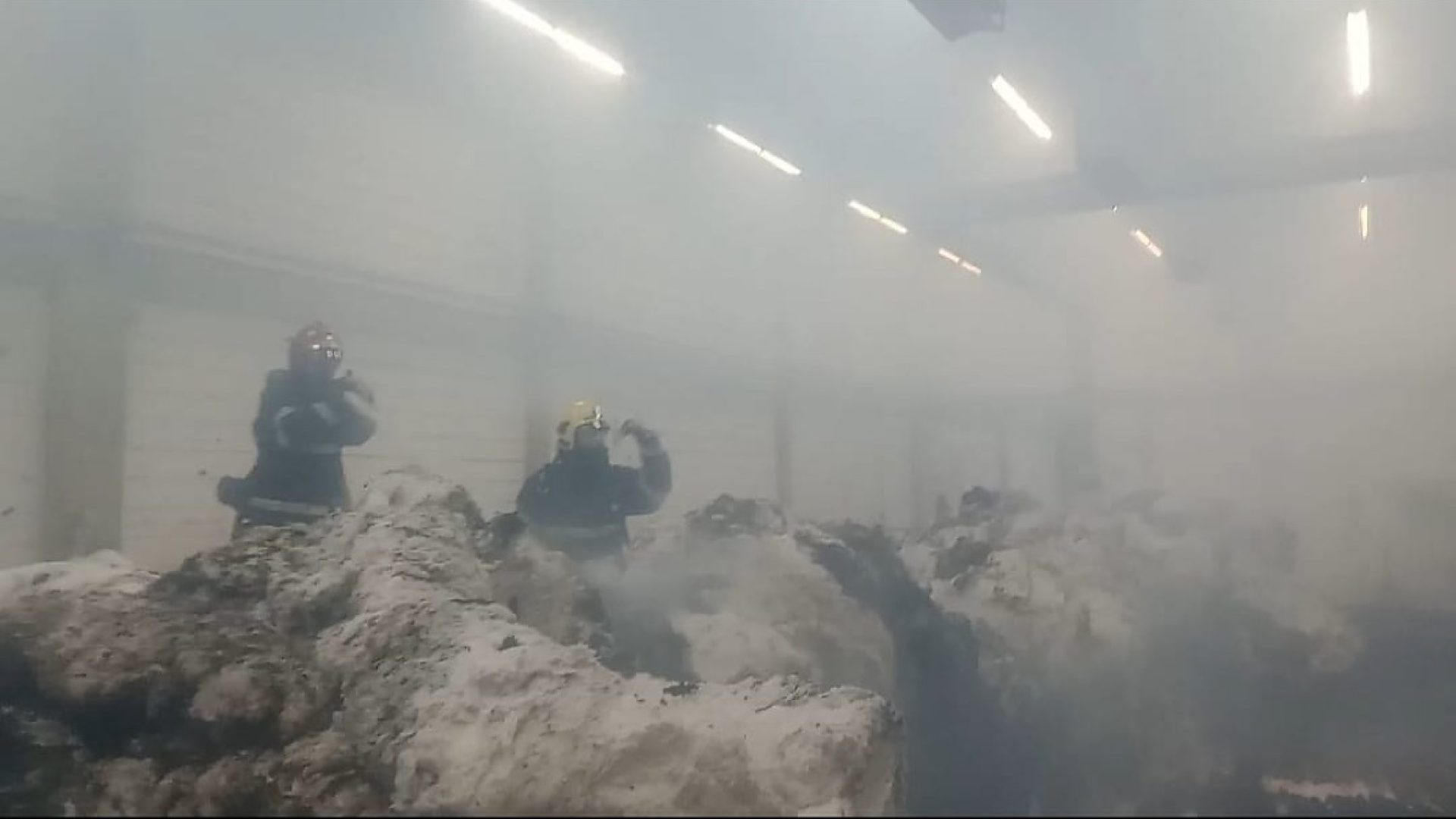 Inc&ecirc;ndio em empresa de algod&atilde;o em Rondon&oacute;polis