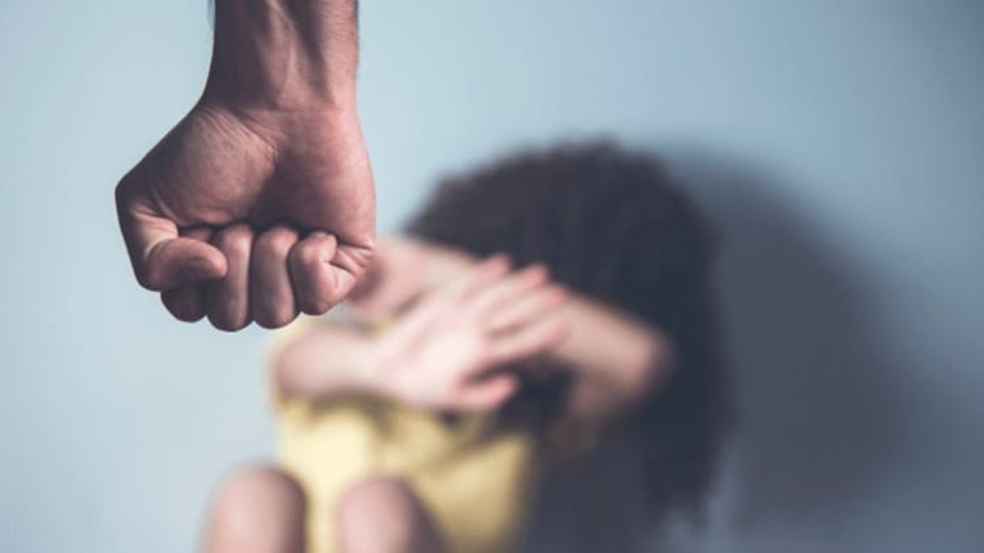 Mulheres usam novos códigos para alertar agressões à polícia | FreePik
