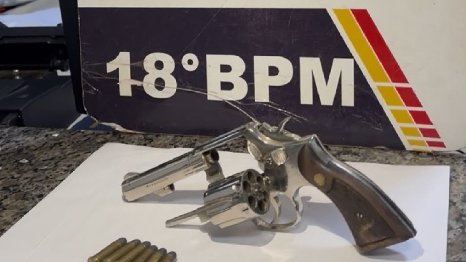 ARMA-USADA-PARA-TENTATIVA-DE-HOMICIDIO-EM-PONTES-E-LACERDA.jpg