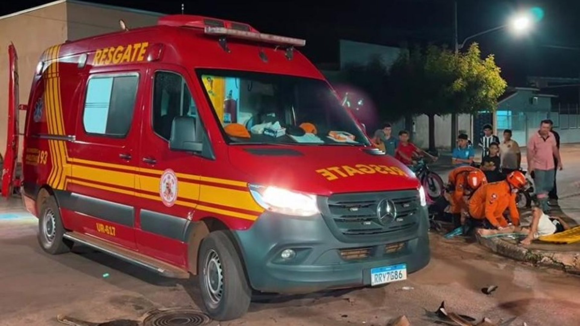 BOMBEIROS-ATENDIMENTO-3.jpg