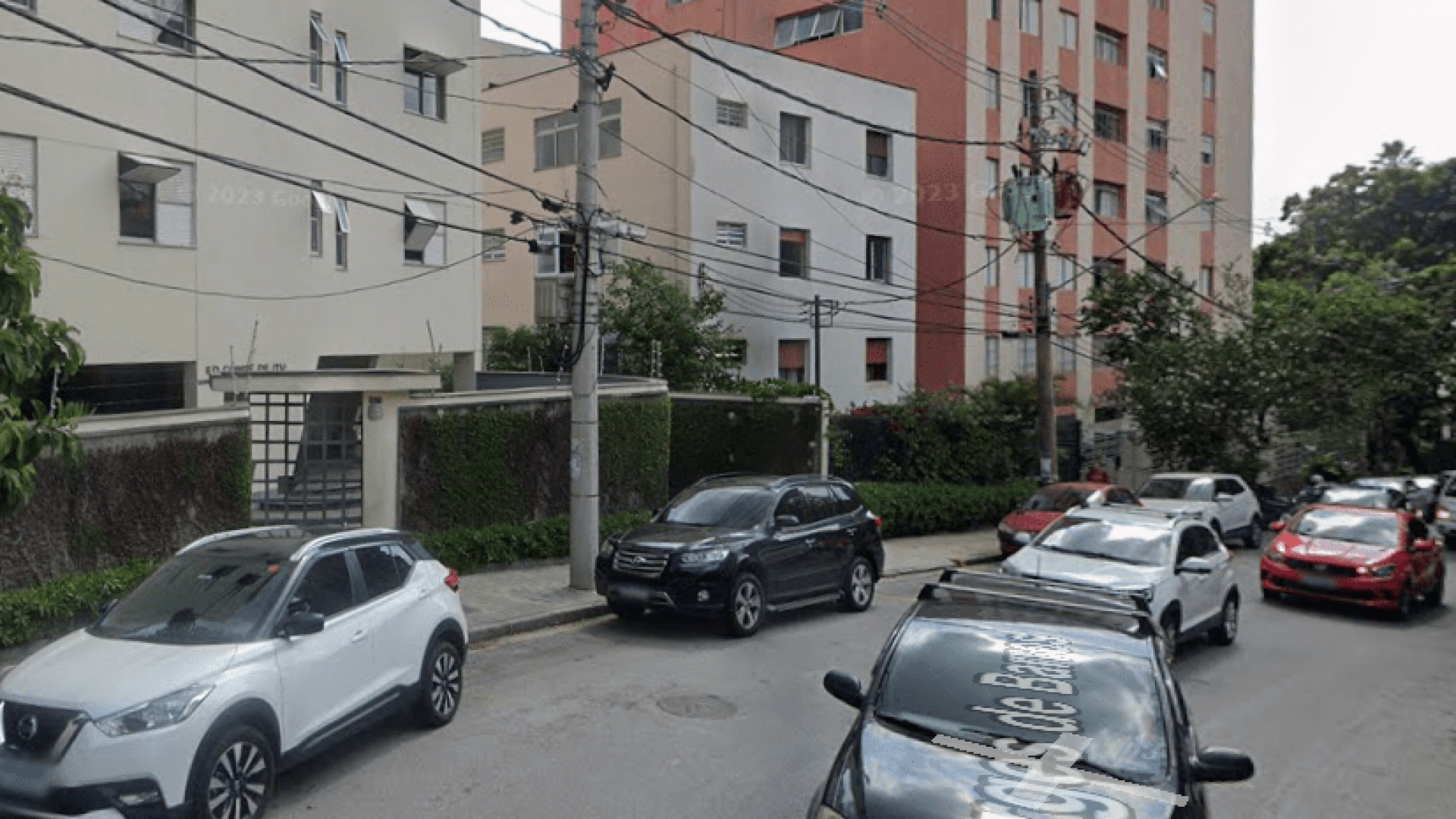 Um motorista foi baleado durante uma tentativa de roubo na tarde desta quarta-feira (1°), na Rua Borges de Barros, em Alto de Pinheiros  • Google Sreet View