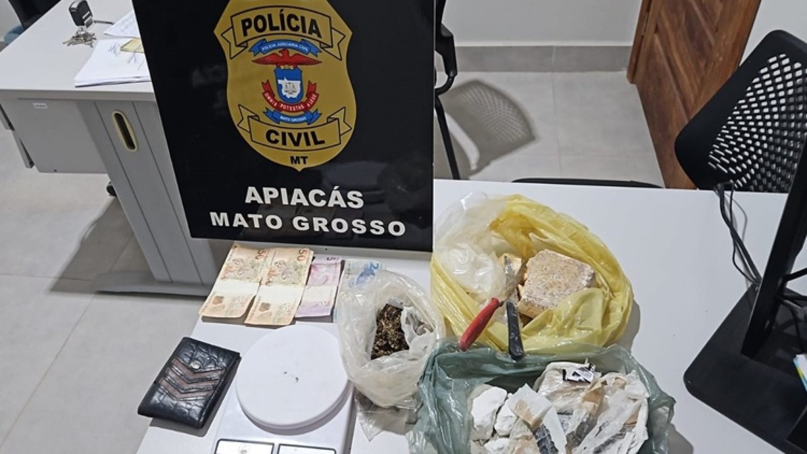 DROGAS-APIACAS.jpg