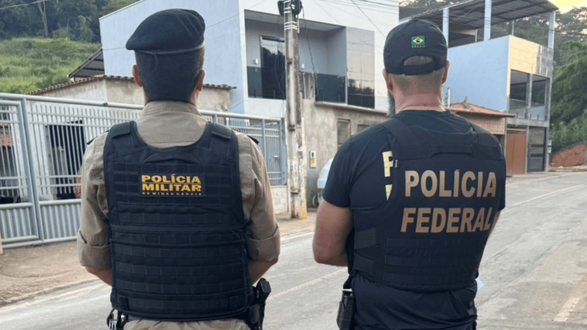 Investigação segue em andamento, mas já foram cumpridos 15 mandados de busca e apreensão.  • PMMG