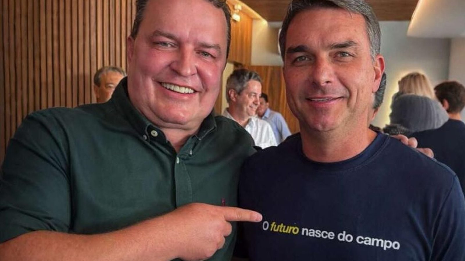 Max-e-Flavio-Bolsonaro-e1791316281985.jpeg