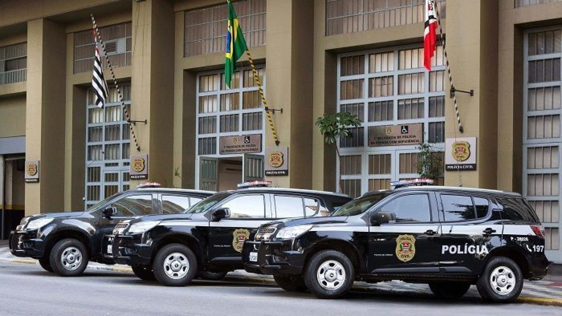 Viaturas da Polícia Civil de São Paulo  • Polícia Civil de São Paulo