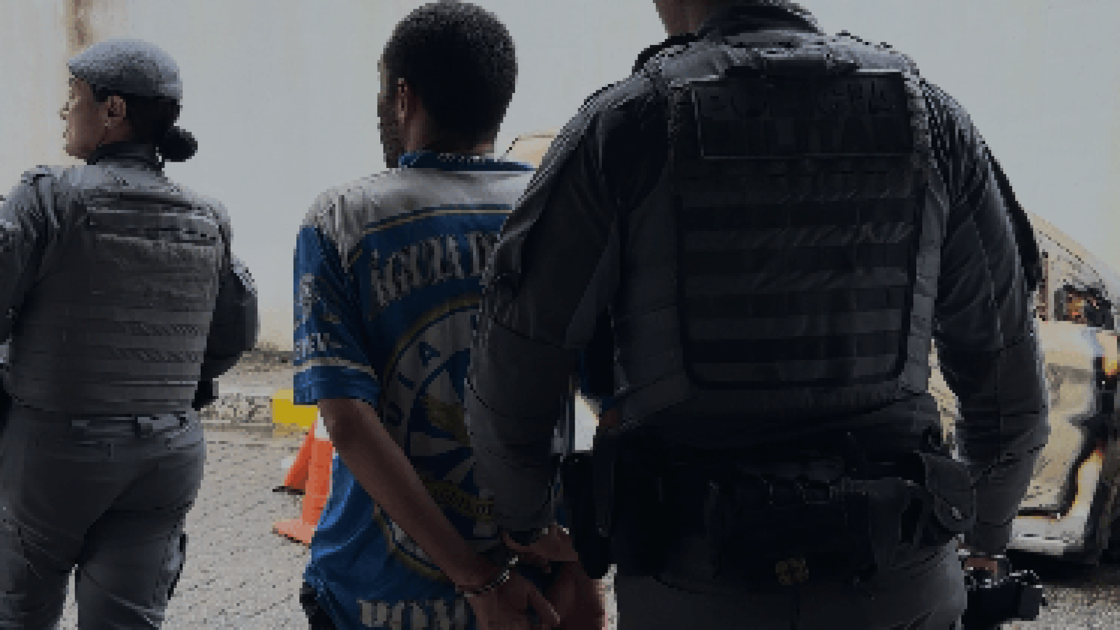 Vítima foi socorrida e levada ao pronto-socorro, onde permanece sob observação  • Policia Militar