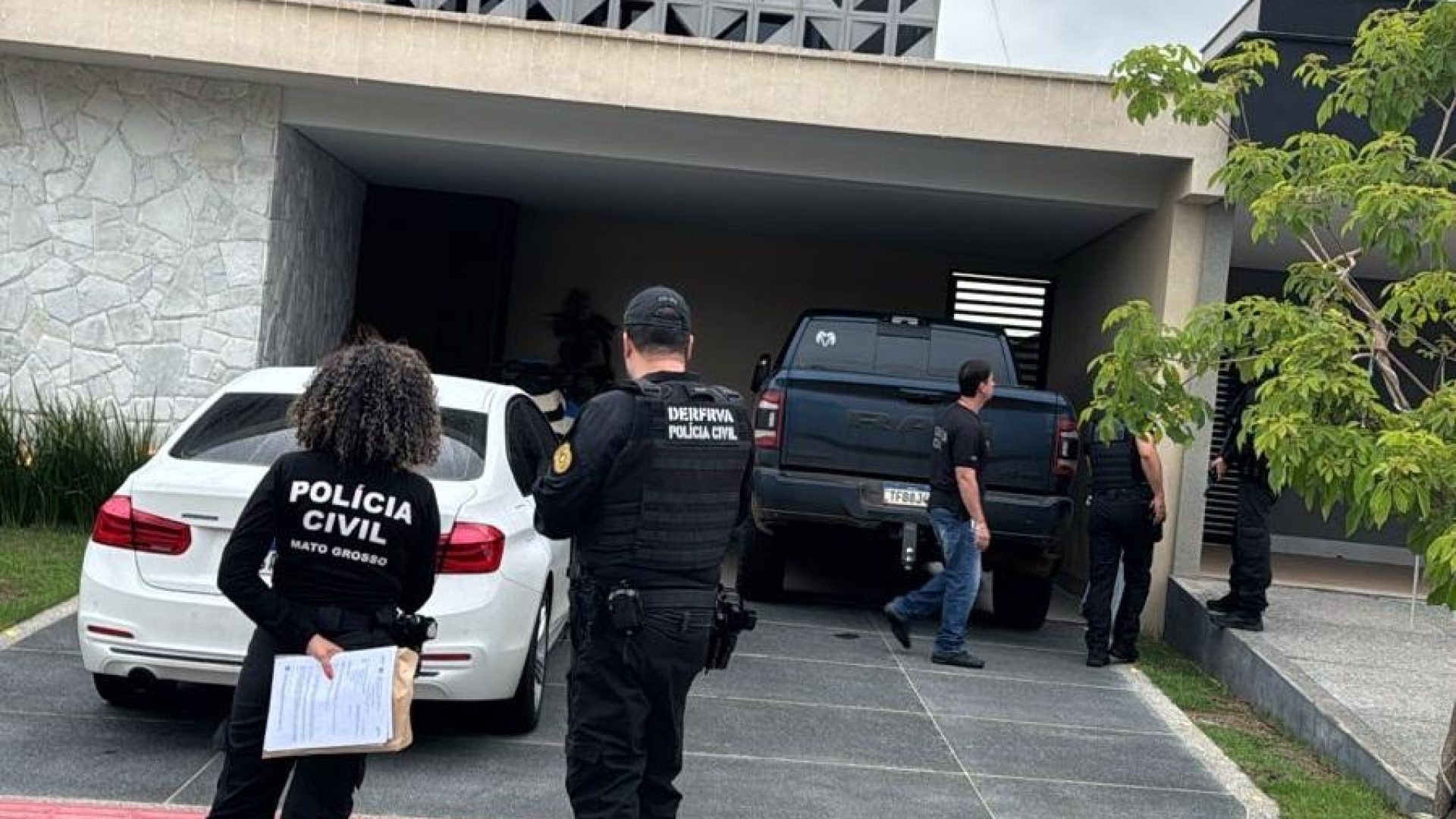 WhatsApp Image 2025-12-16 at 05.04.23 (1)