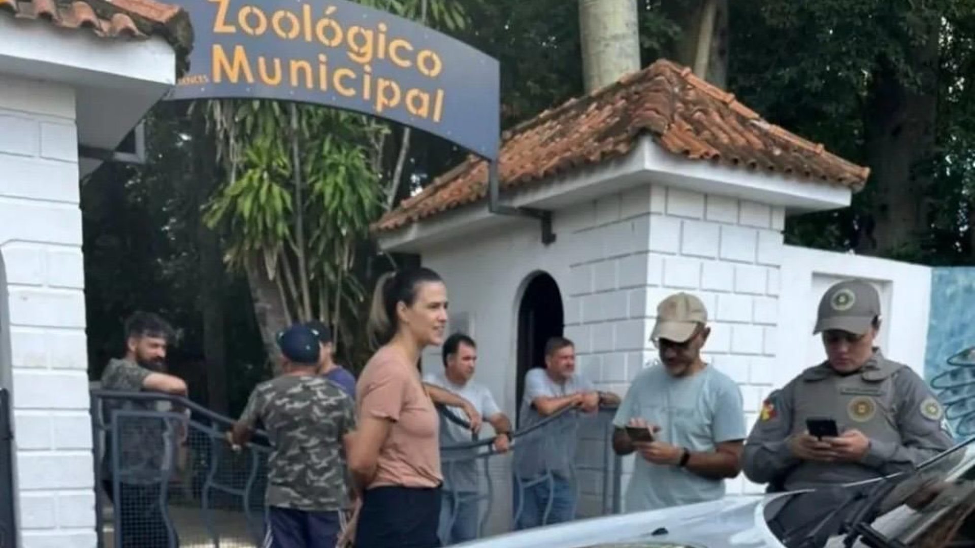 O espaço também permaneceu fechado neste sábado (14) e deve reabrir neste domingo (15), funcionando normalmente das 9h às 17h  • Reprodução / Redes Sociais