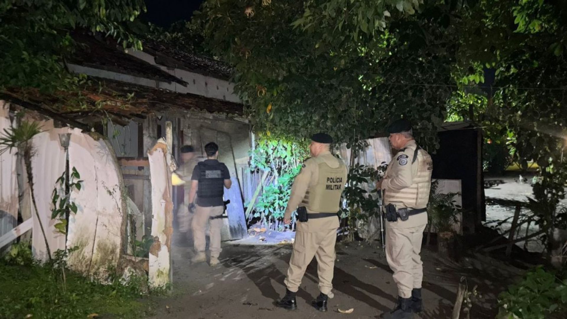 A Operação Três Coqueiros, conduzida pela Ficco (Força Integrada de Combate ao Crime Organizado) em Ilhéus, enfrenta a criminalidade violenta no município de Maraú e região  • PF BA
