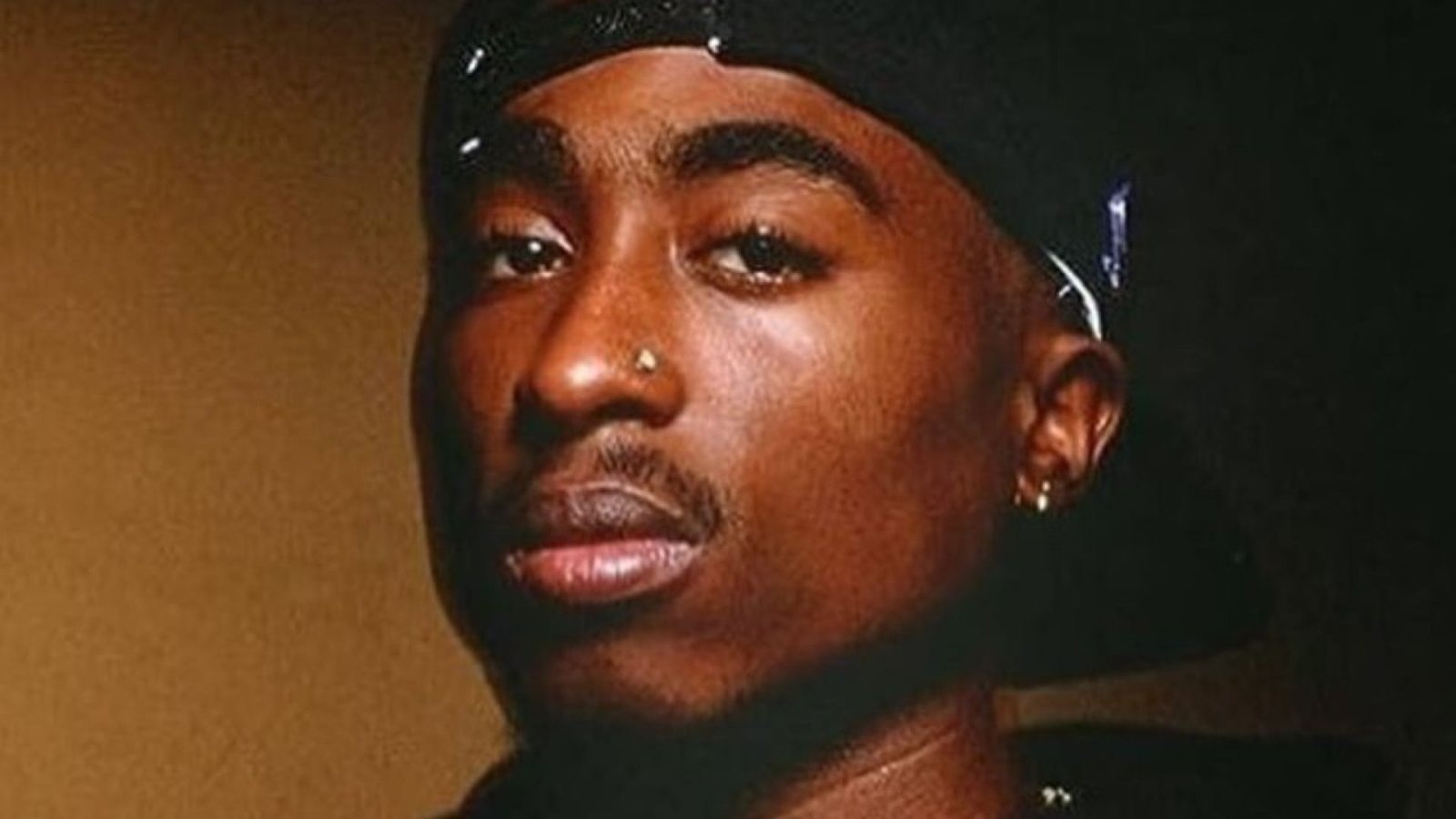 Tupac faleceu em 1996, após sofrer ferimentos a balas  • Instagram/Shakur Estate